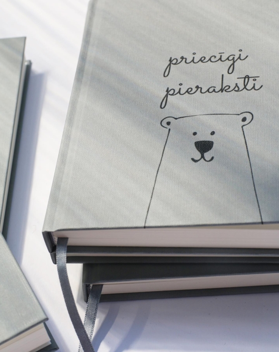 Pierakstu grāmata ''Priecīgi pieraksti''